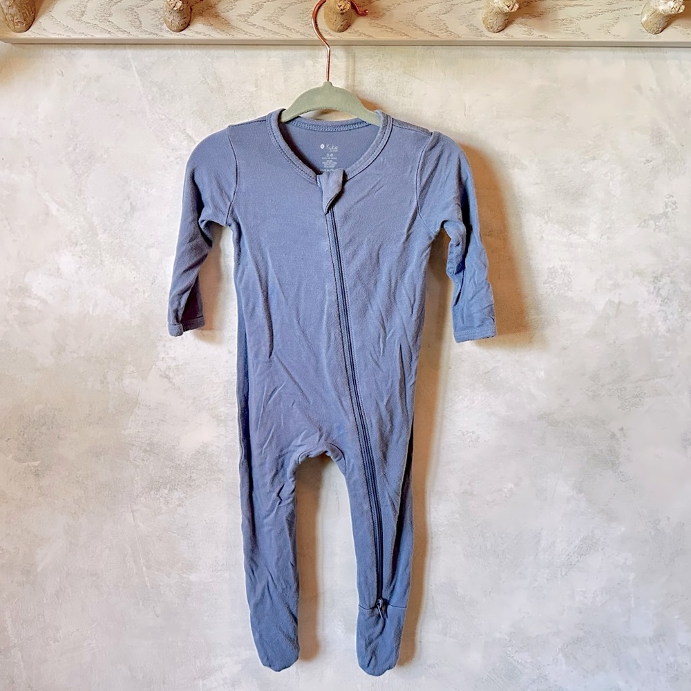 Kyte Baby Zippered Footie Slate Color size 3-6 months